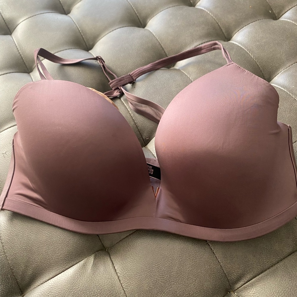 Victiora secret size 36D slightly used